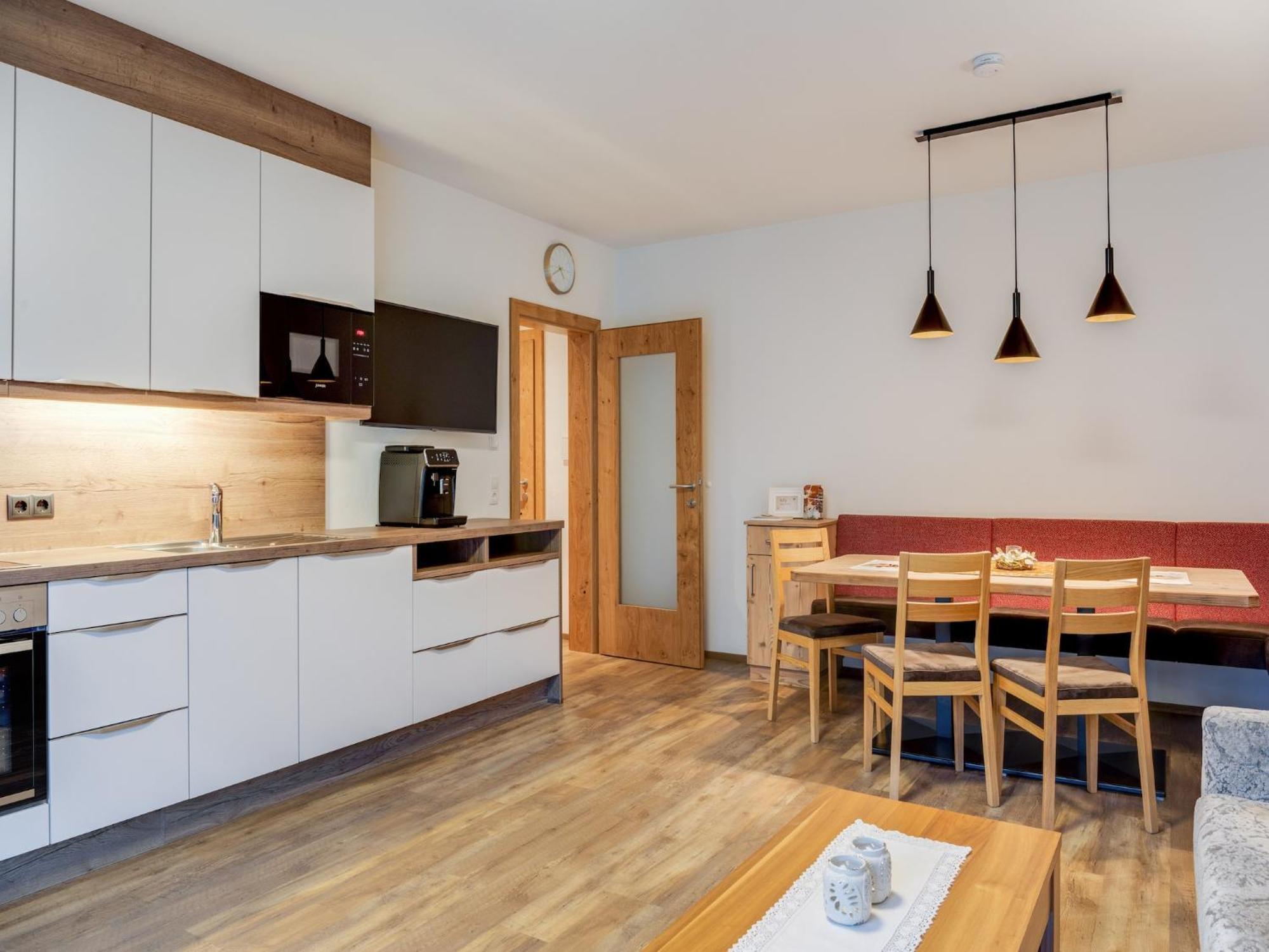 Luxurious Apartment With Sauna In Koenigsleiten ヴァルト・イム・ピンツガウ エクステリア 写真