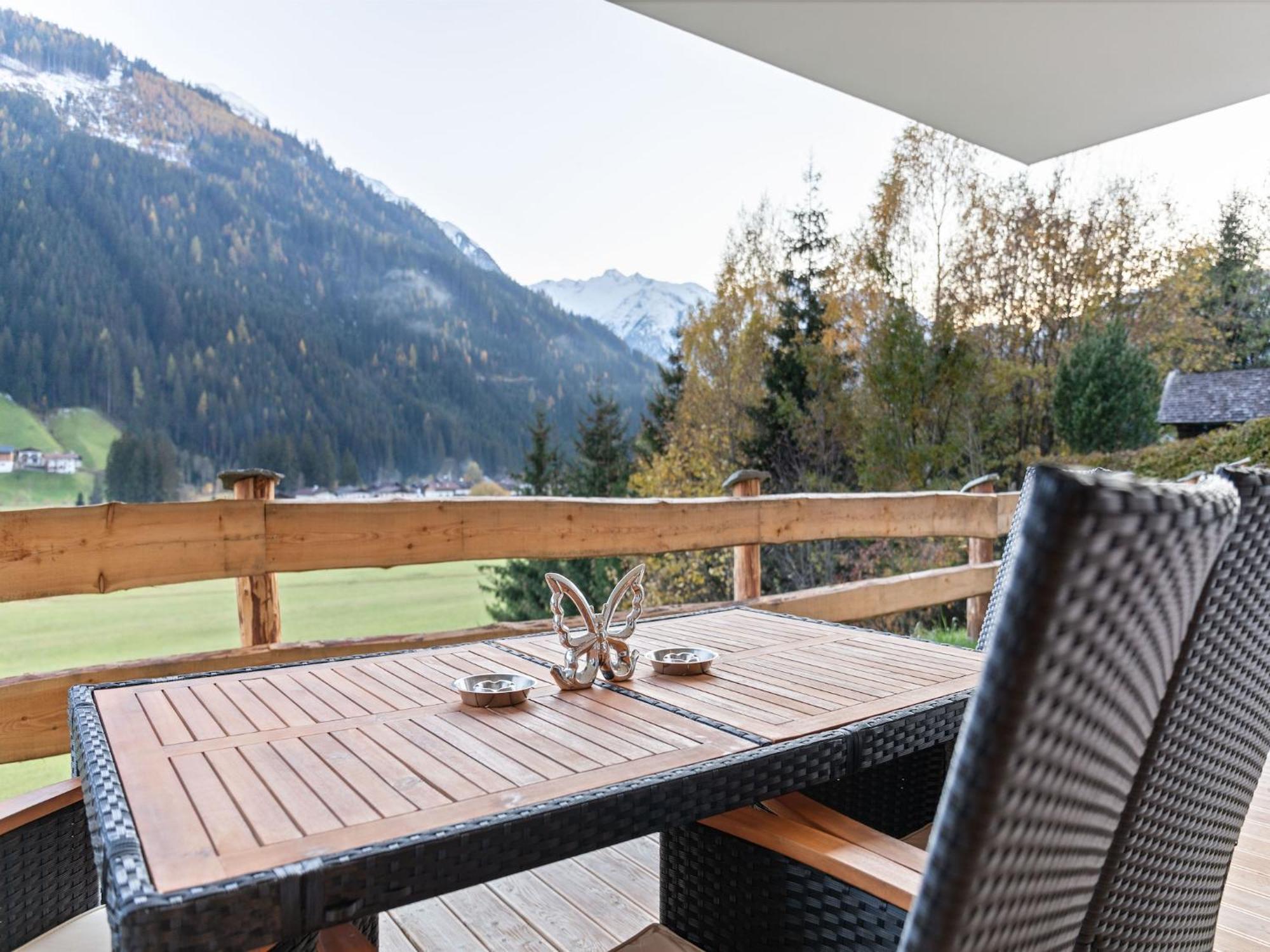 Luxurious Apartment With Sauna In Koenigsleiten ヴァルト・イム・ピンツガウ エクステリア 写真
