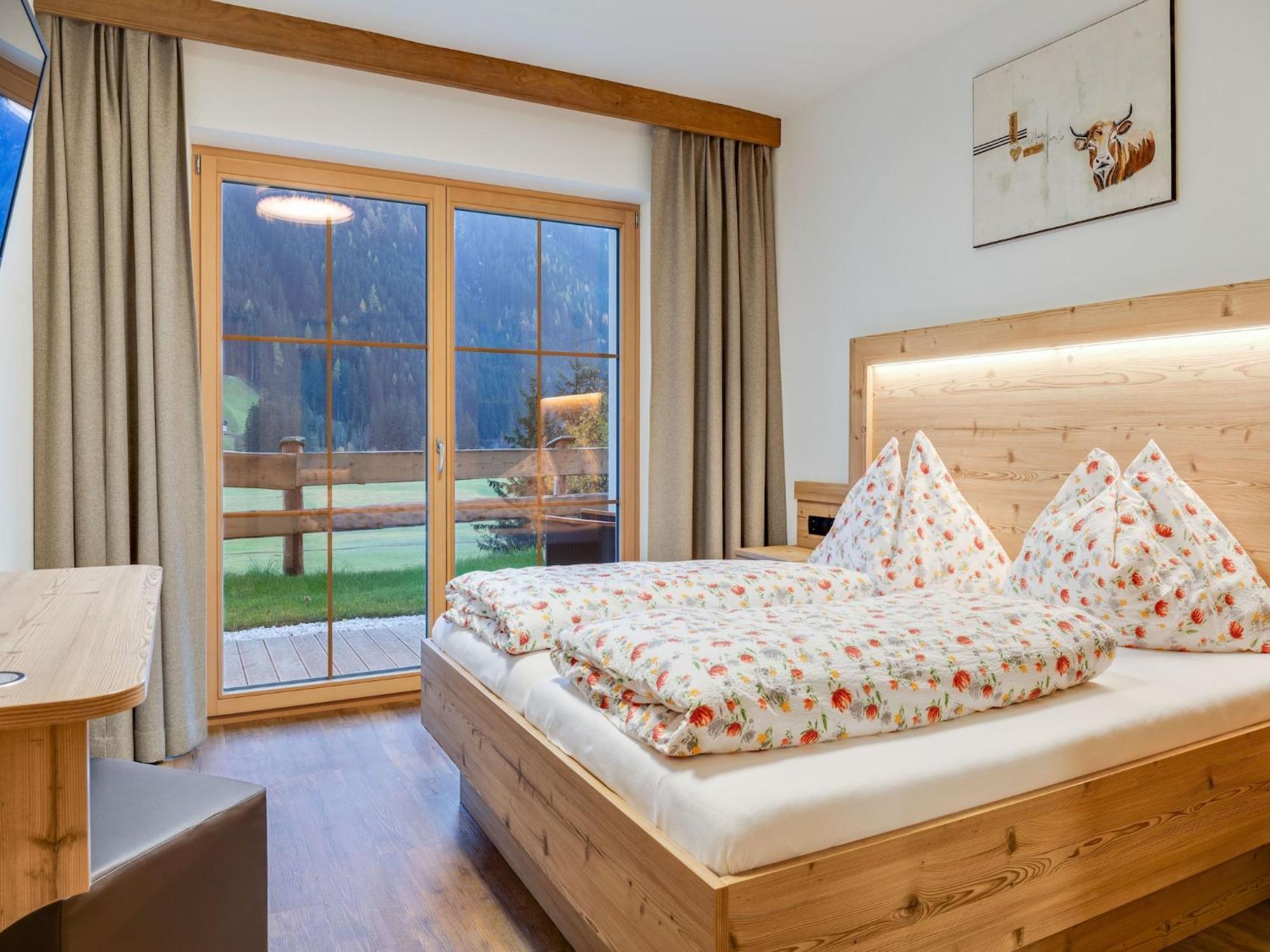 Luxurious Apartment With Sauna In Koenigsleiten ヴァルト・イム・ピンツガウ エクステリア 写真