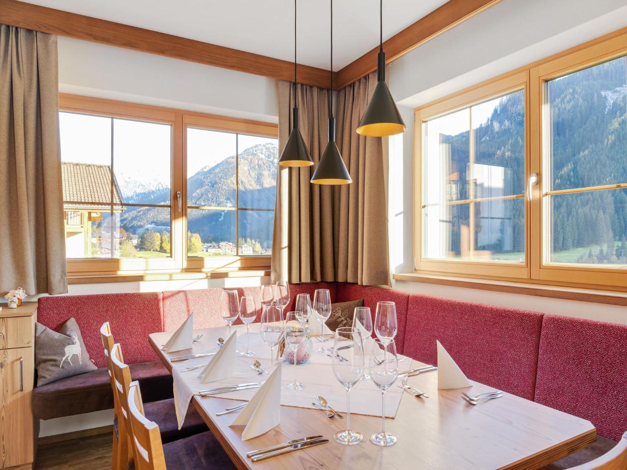 Luxurious Apartment With Sauna In Koenigsleiten ヴァルト・イム・ピンツガウ エクステリア 写真