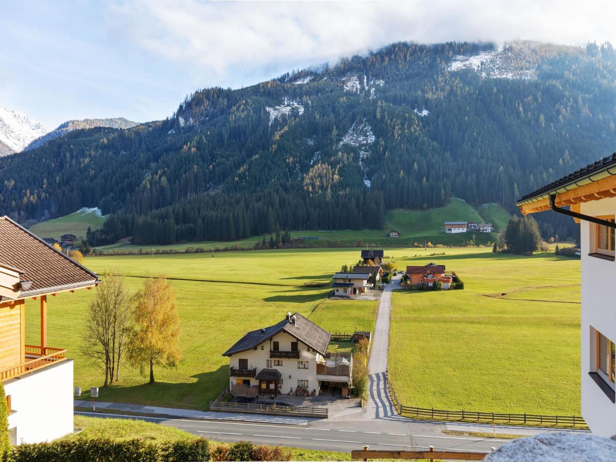 Luxurious Apartment With Sauna In Koenigsleiten ヴァルト・イム・ピンツガウ エクステリア 写真