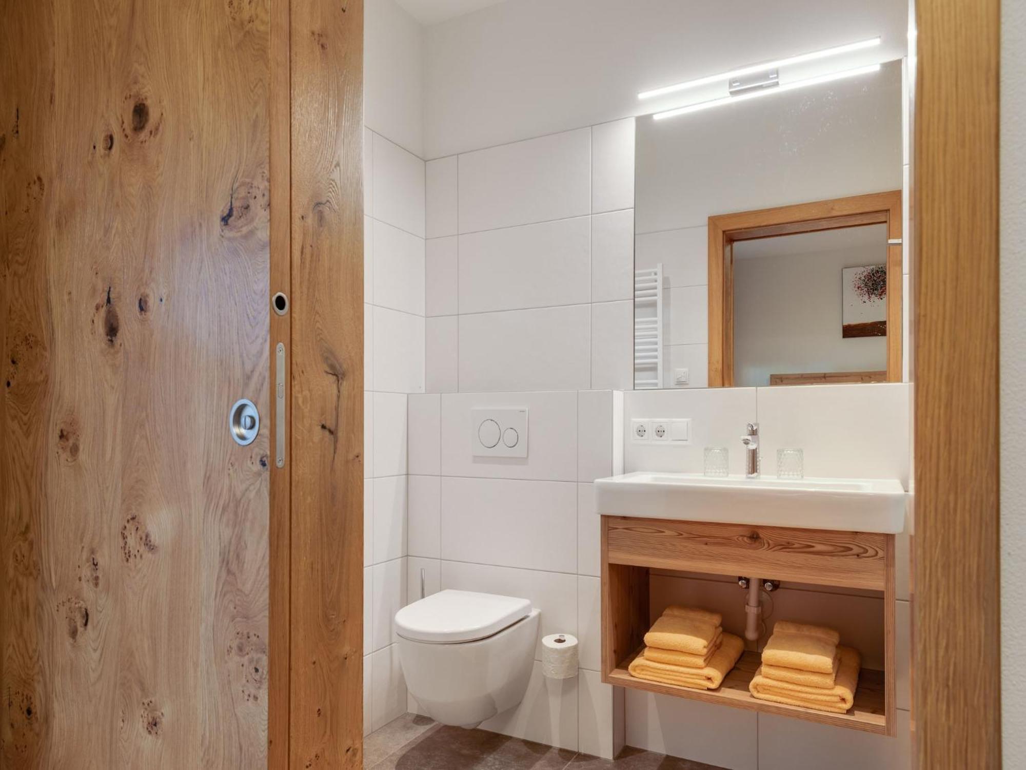 Luxurious Apartment With Sauna In Koenigsleiten ヴァルト・イム・ピンツガウ エクステリア 写真