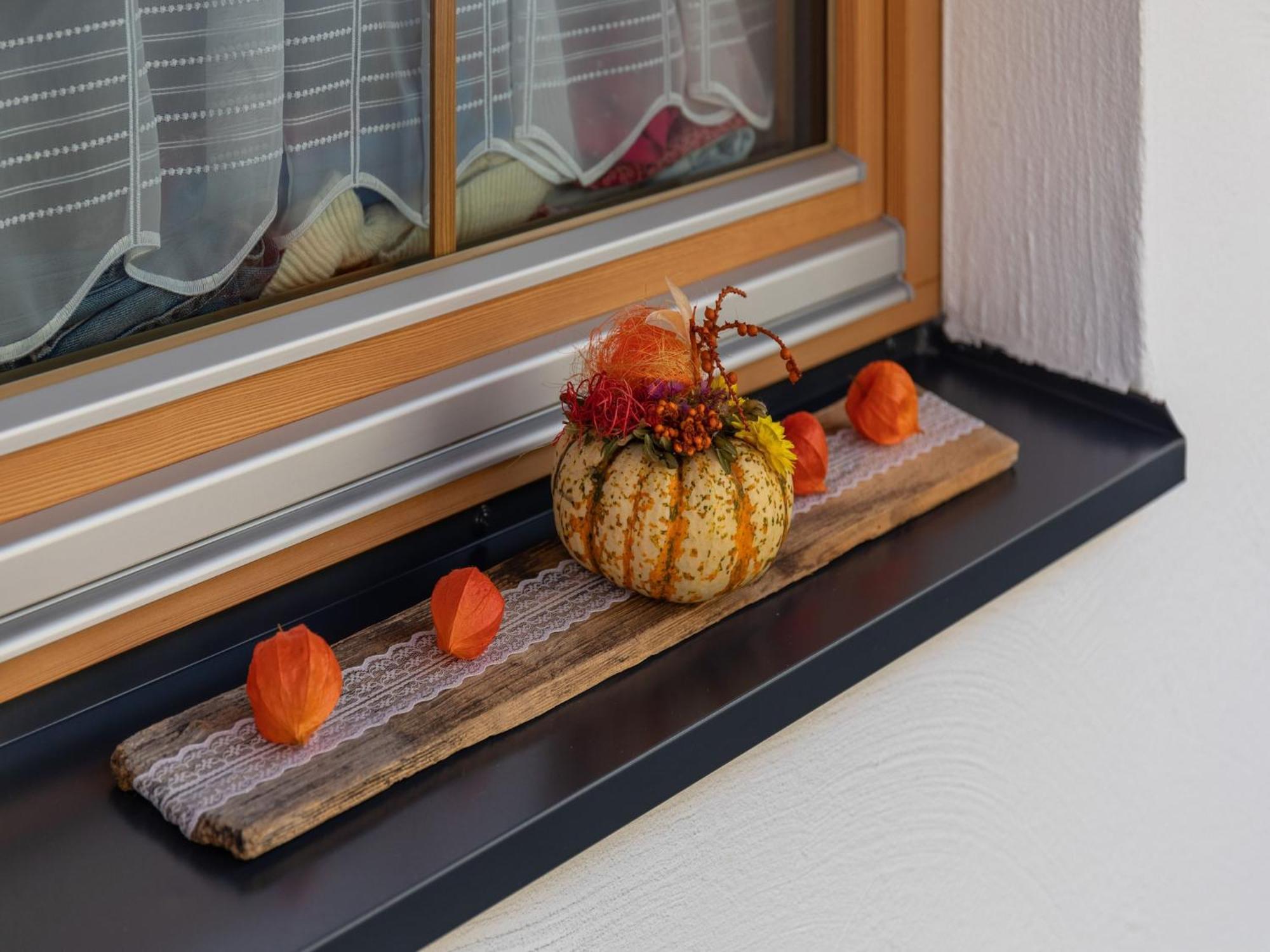Luxurious Apartment With Sauna In Koenigsleiten ヴァルト・イム・ピンツガウ エクステリア 写真