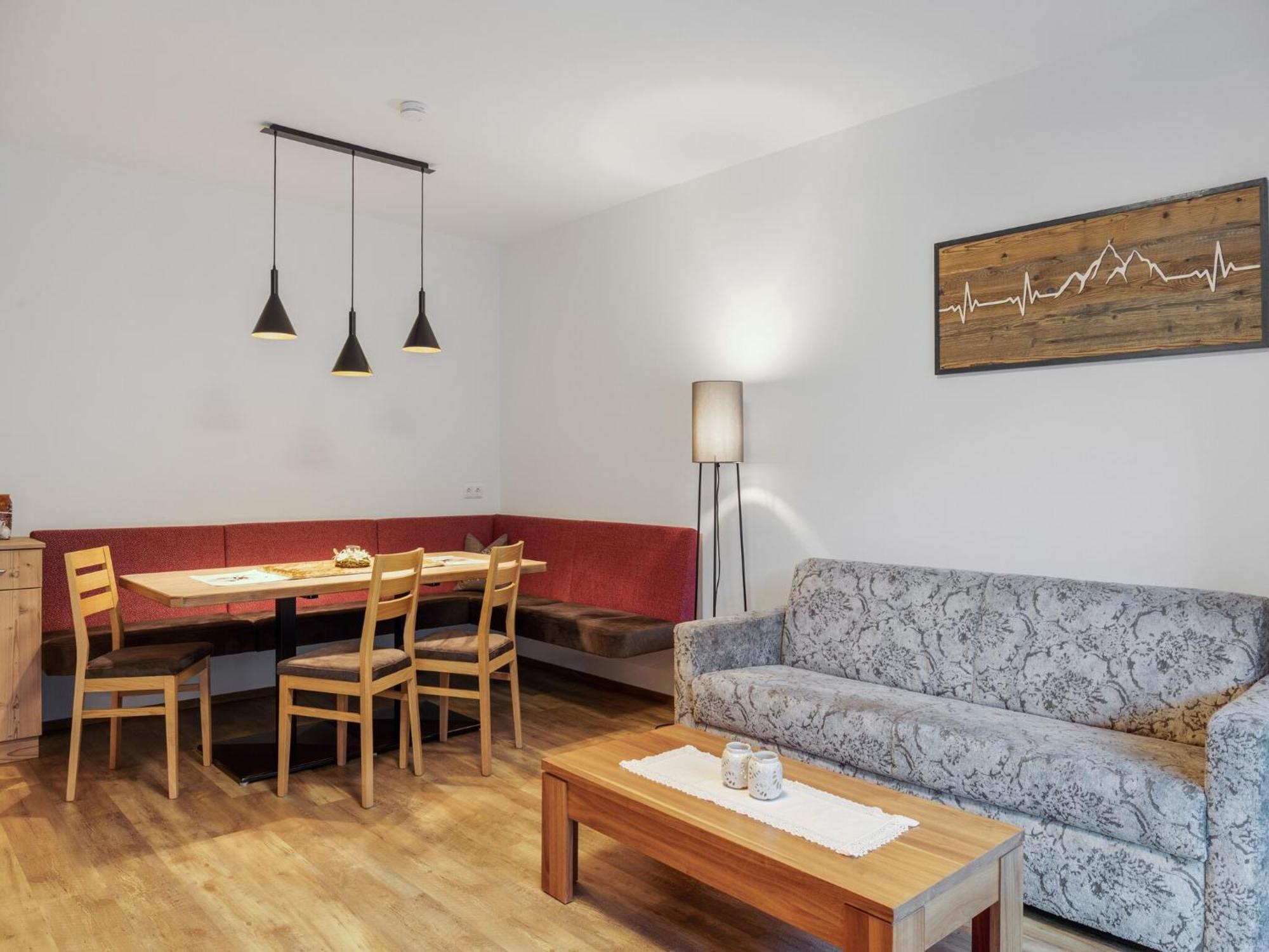 Luxurious Apartment With Sauna In Koenigsleiten ヴァルト・イム・ピンツガウ エクステリア 写真