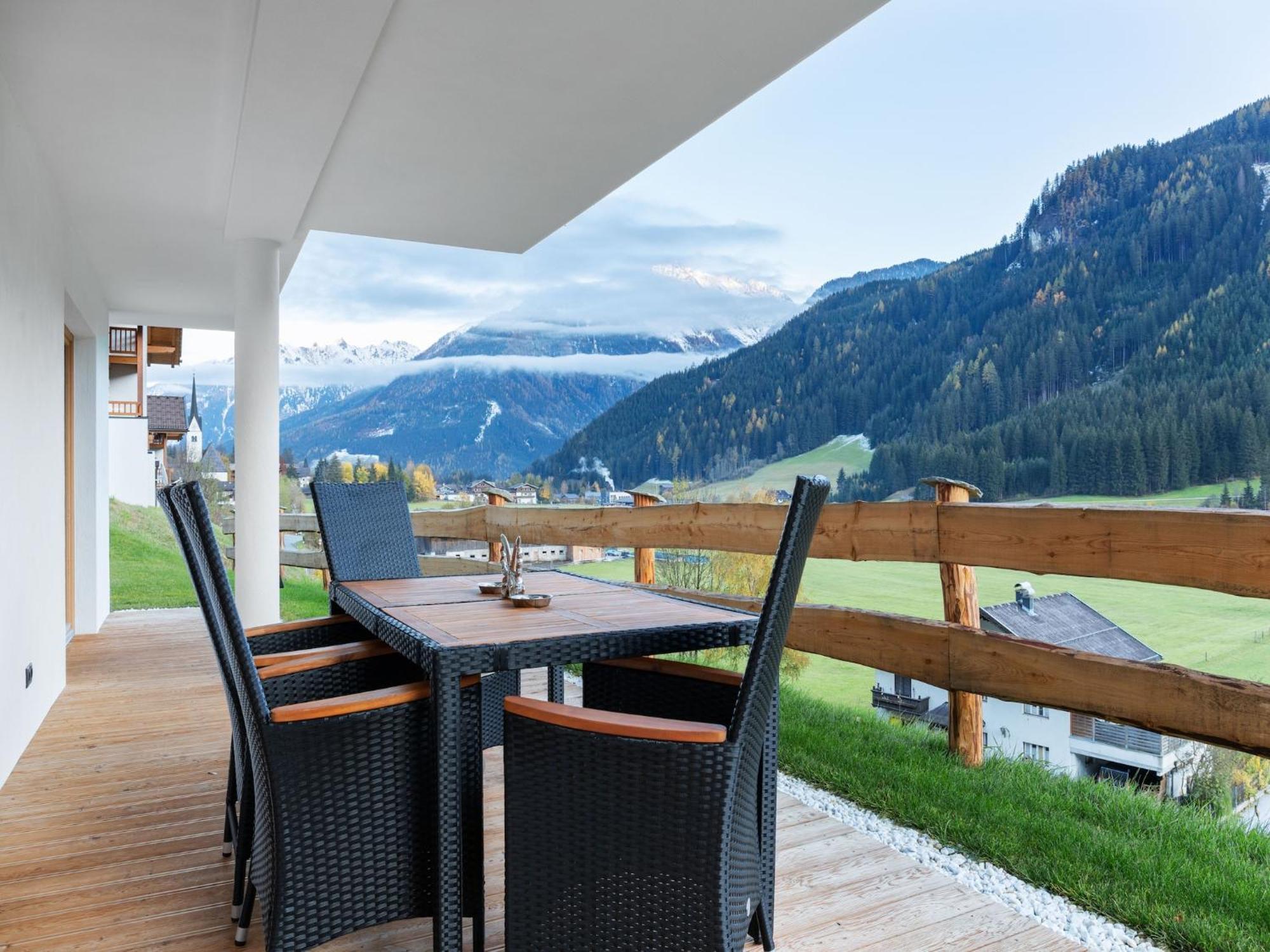 Luxurious Apartment With Sauna In Koenigsleiten ヴァルト・イム・ピンツガウ エクステリア 写真